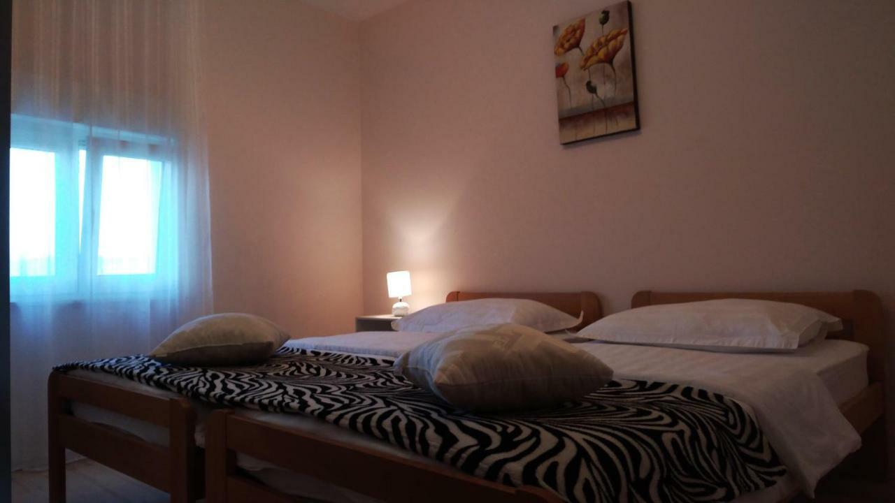 Apartments Annie ロゴズニッツァ エクステリア 写真